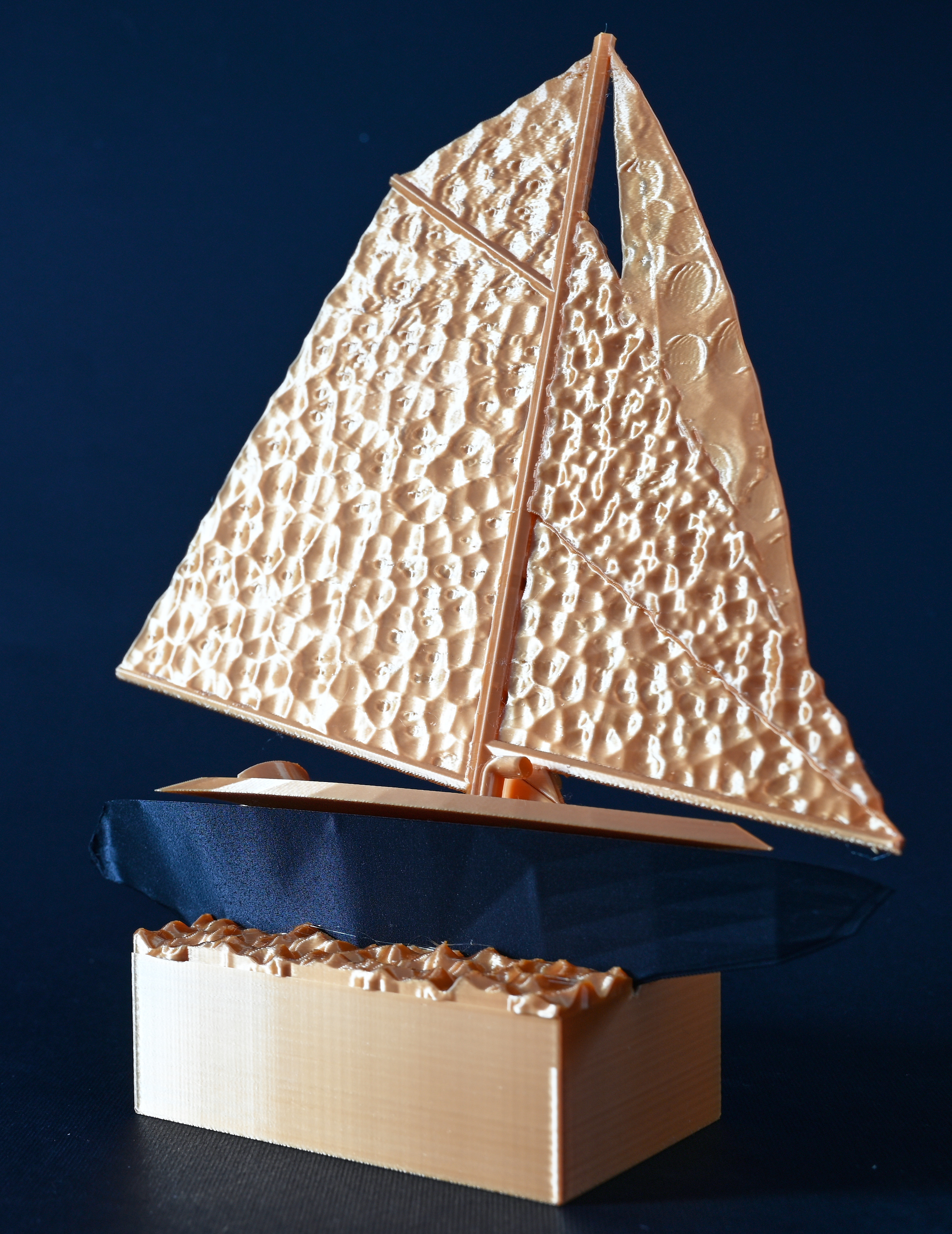 Sun Boat, dettaglio 1
